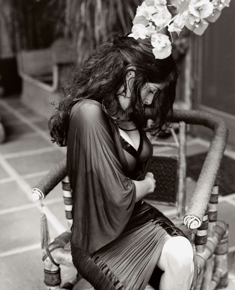 Oana Ivan Gallery - GBE_0029_Gilles Bensimon - Salma Hayek - 2020.jpg