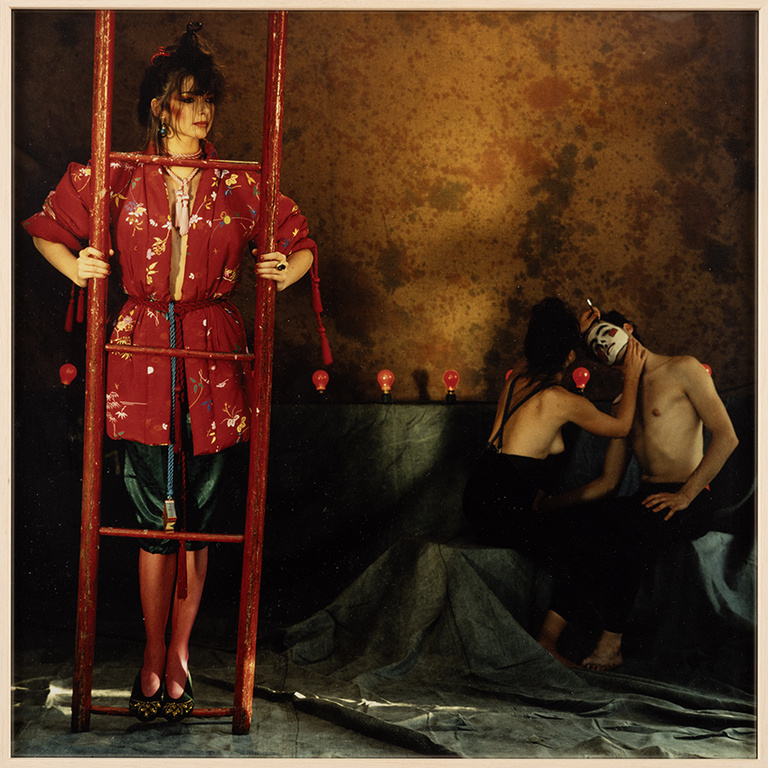 Oana Ivan Gallery - IN FULL BLOOM
